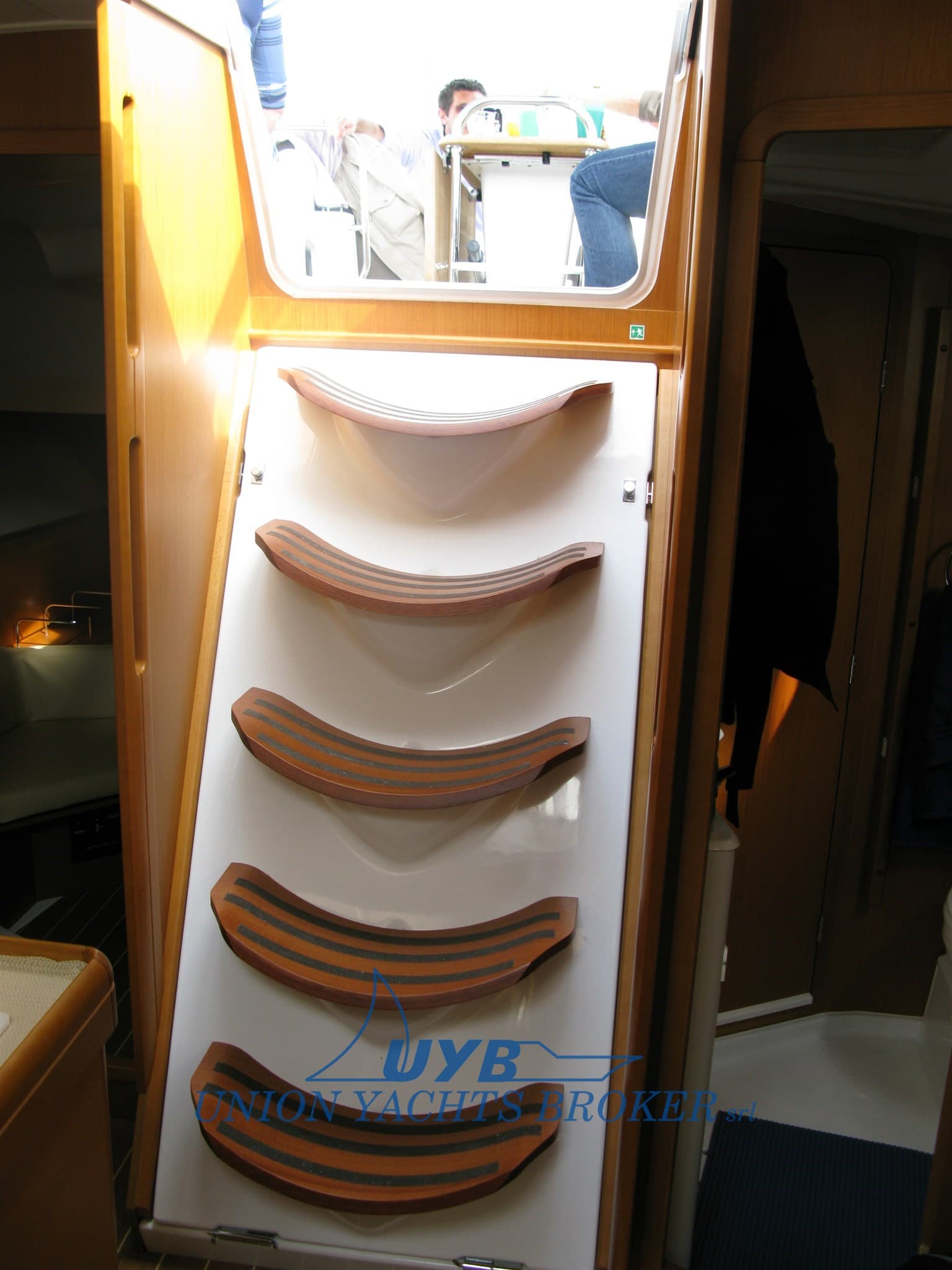 Jeanneau SUN ODYSSEY 42 DS NEW usato - foto hero 17