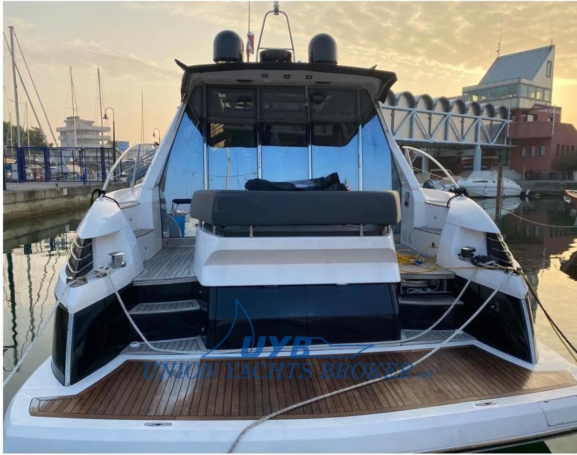 Elan Marine Elan 48 Power used - detail 1