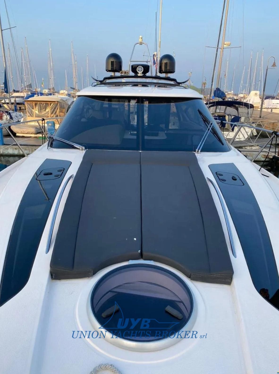 Elan Marine Elan 48 Power used - detail 3