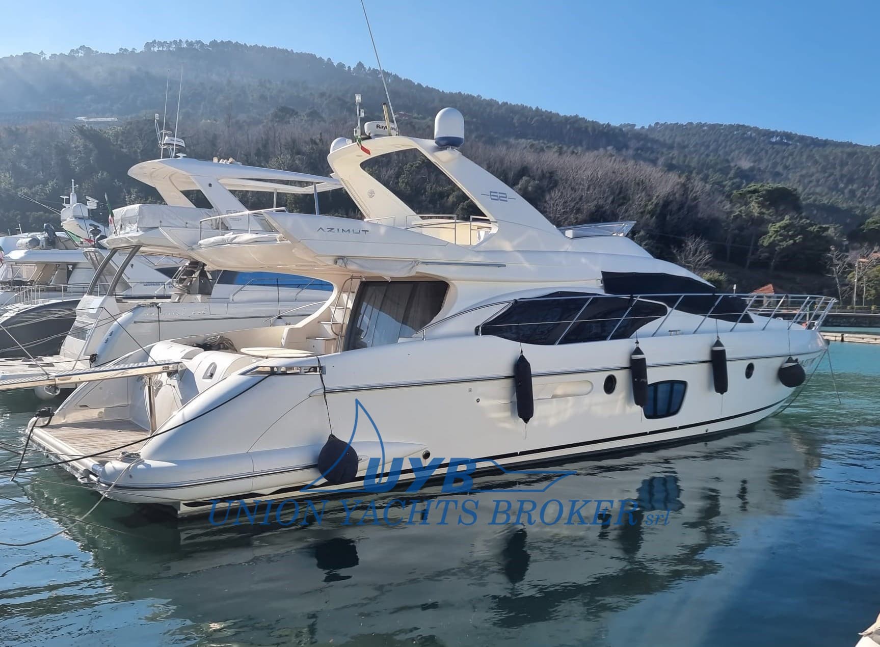 Azimut 62 - Detail View 1 Azimut 62 - Detail View 1