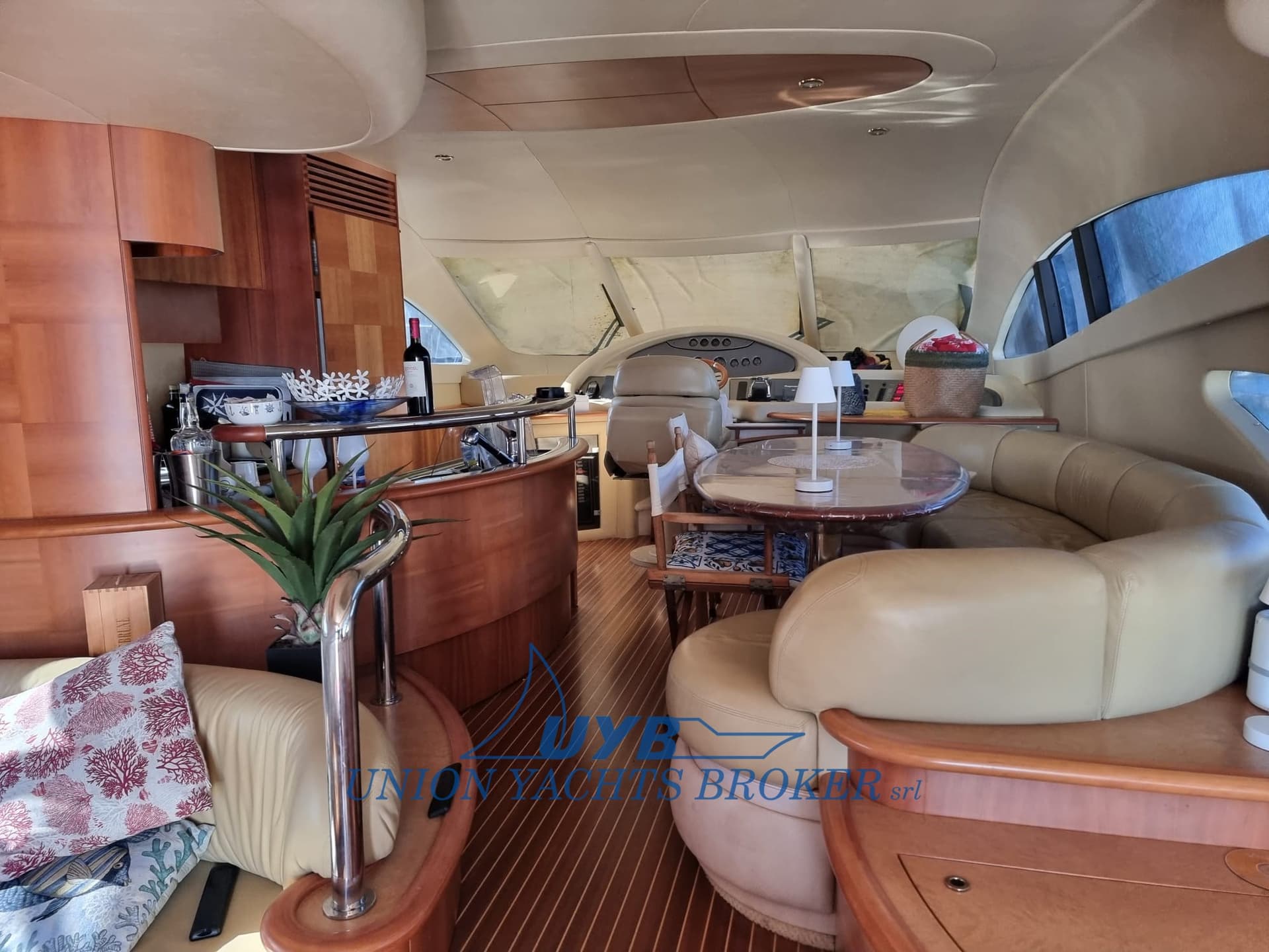 Azimut 62 usato - foto hero 11