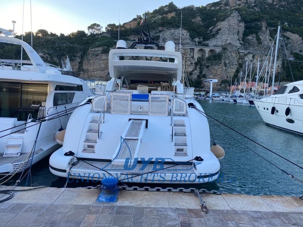 Overmarine Mangusta 72 Open usato - dettaglio 3
