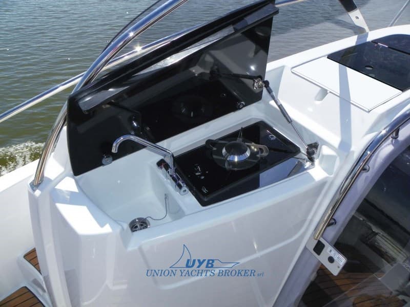 Jeanneau Cap Camarat 9.0 Wa - Deck View Jeanneau Cap Camarat 9.0 Wa - Deck View