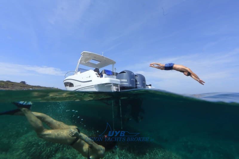 Jeanneau Cap Camarat 9.0 Wa - Interior View Jeanneau Cap Camarat 9.0 Wa - Interior View