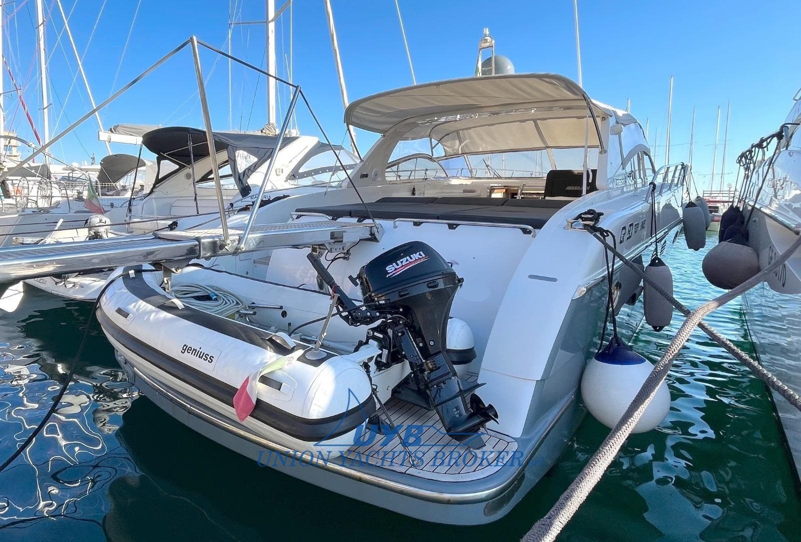 Rizzardi Rizzardi 50 Top Line - Detail View 1 Rizzardi Rizzardi 50 Top Line - Detail View 1