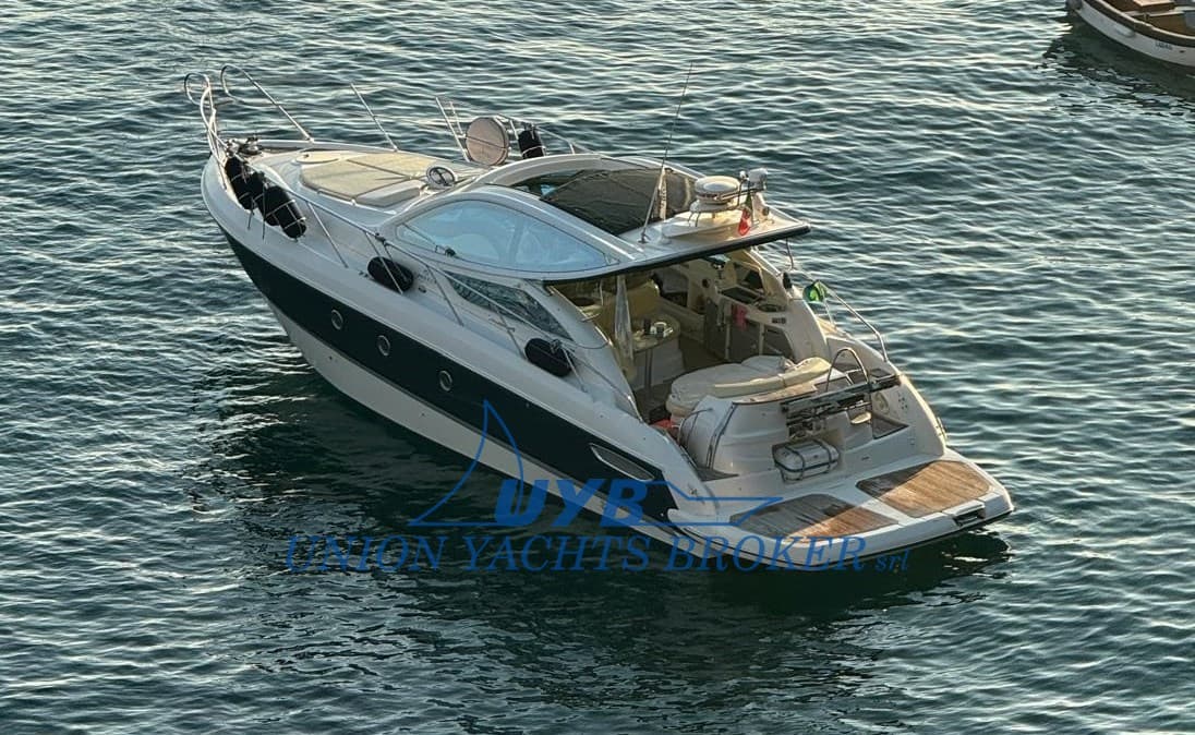 Cranchi Mediterranee 43 Hard Top used - detail 1