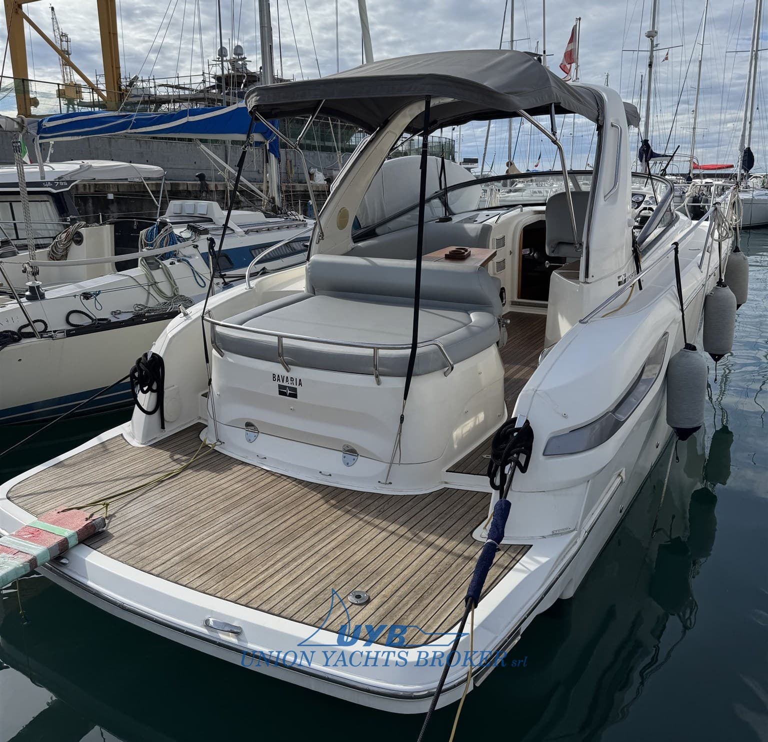 Bavaria 28 Sport - Detail View 1 Bavaria 28 Sport - Detail View 1