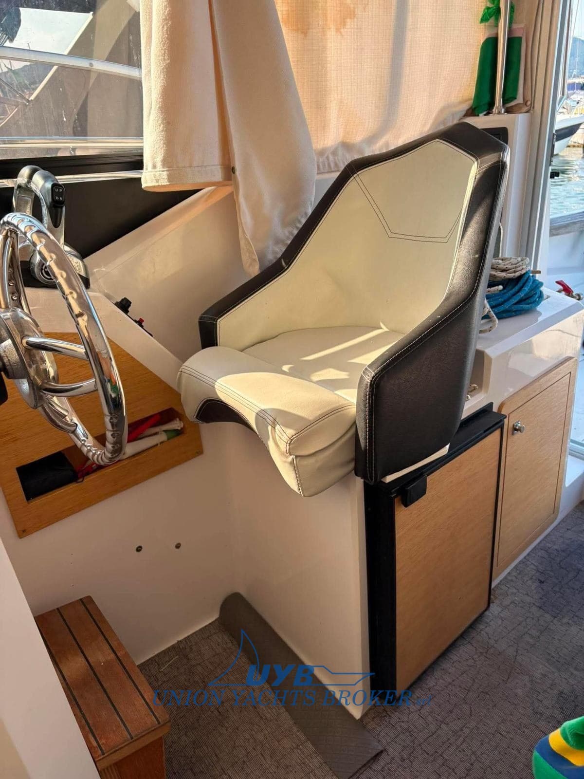 Ranieri Cantiere CLF 25 gebraucht - Hauptbild 9