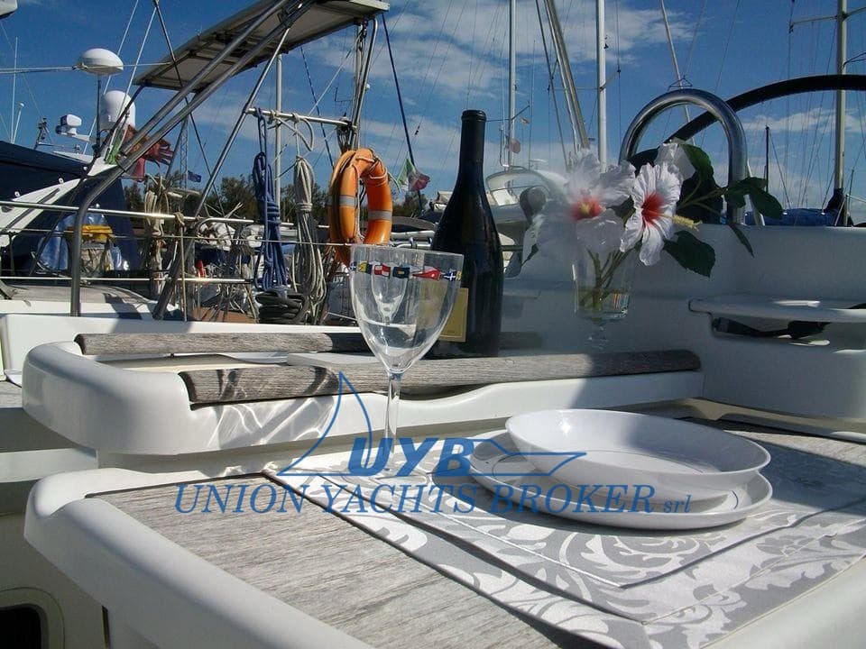 Beneteau Oceanis 411 usato - foto hero 7