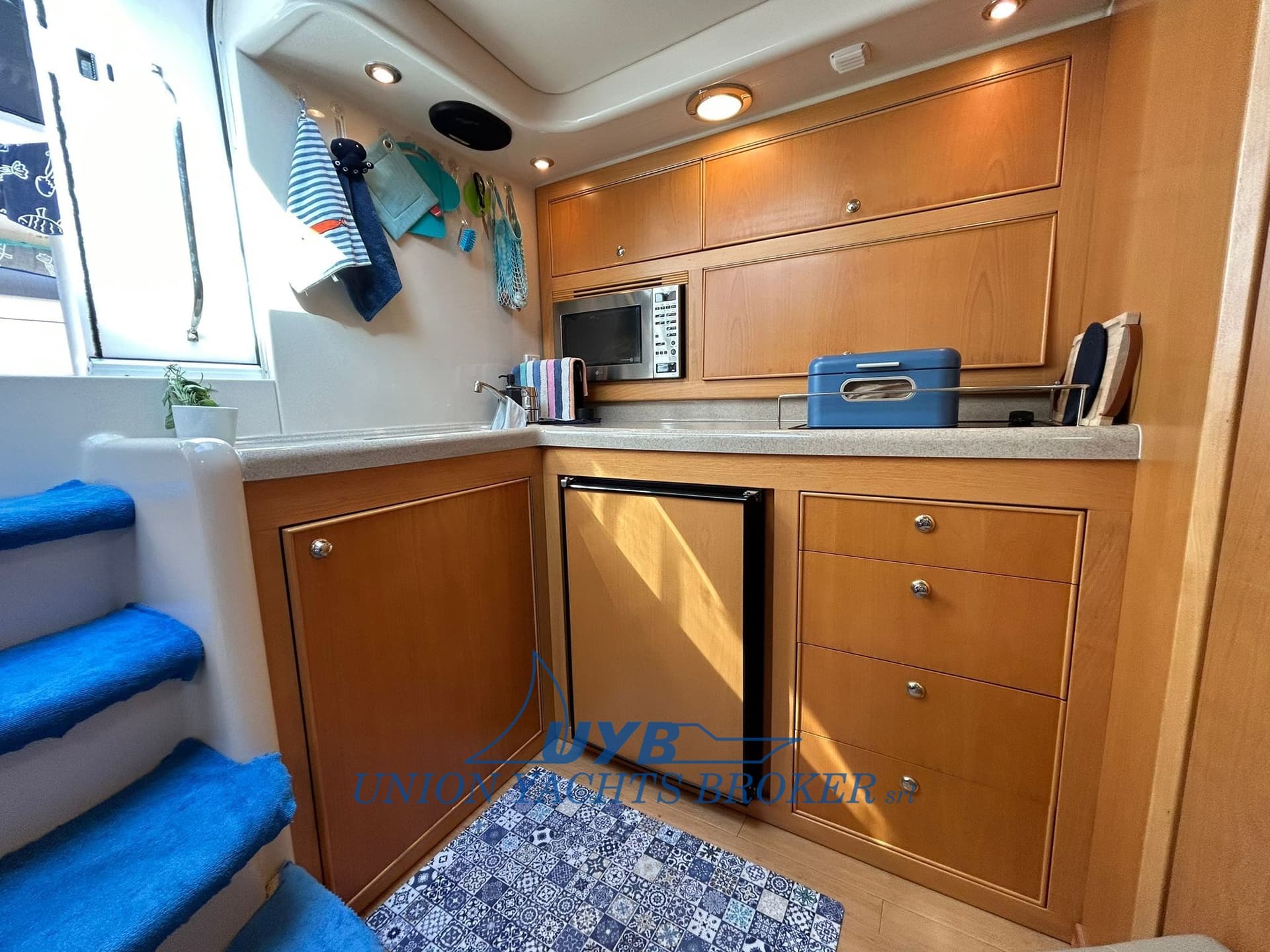 Riviera Marine 4000 Offshore usato - foto hero 16