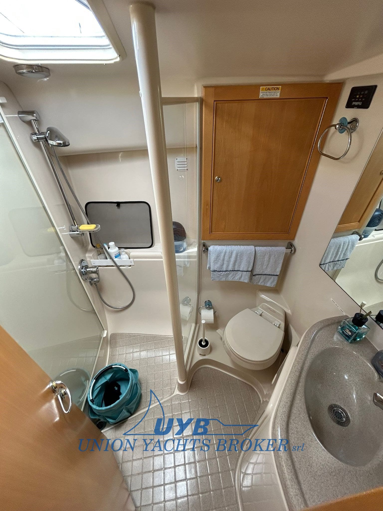 Riviera Marine 4000 Offshore usato - foto hero 20