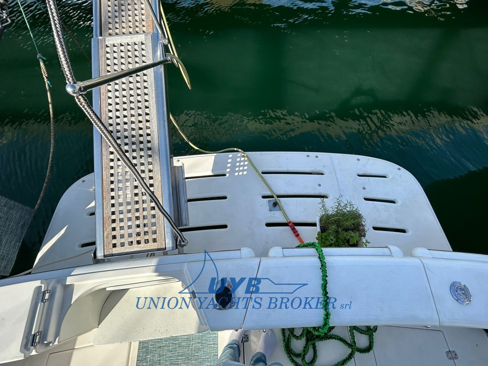 Riviera Marine 4000 Offshore usato - foto hero 5
