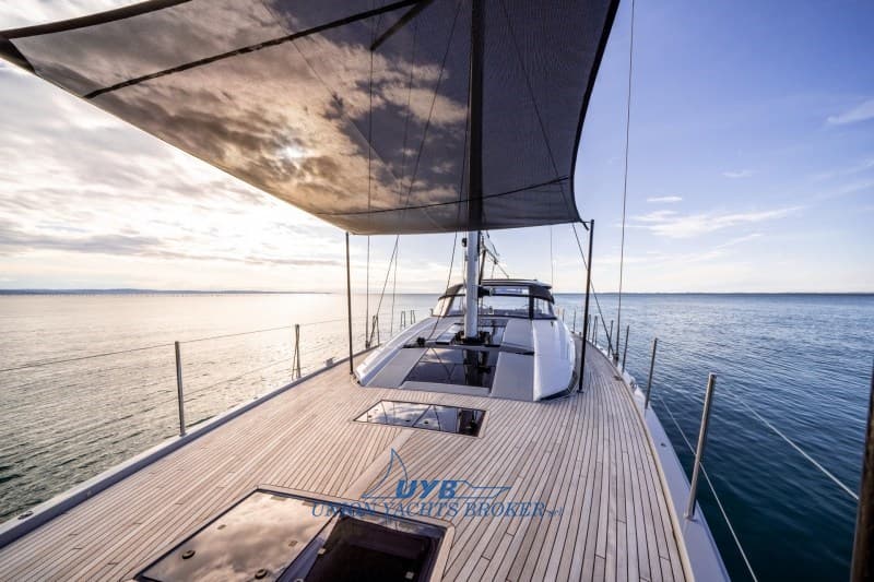 Jeanneau Jeanneau 65 - Detail View 1 Jeanneau Jeanneau 65 - Detail View 1