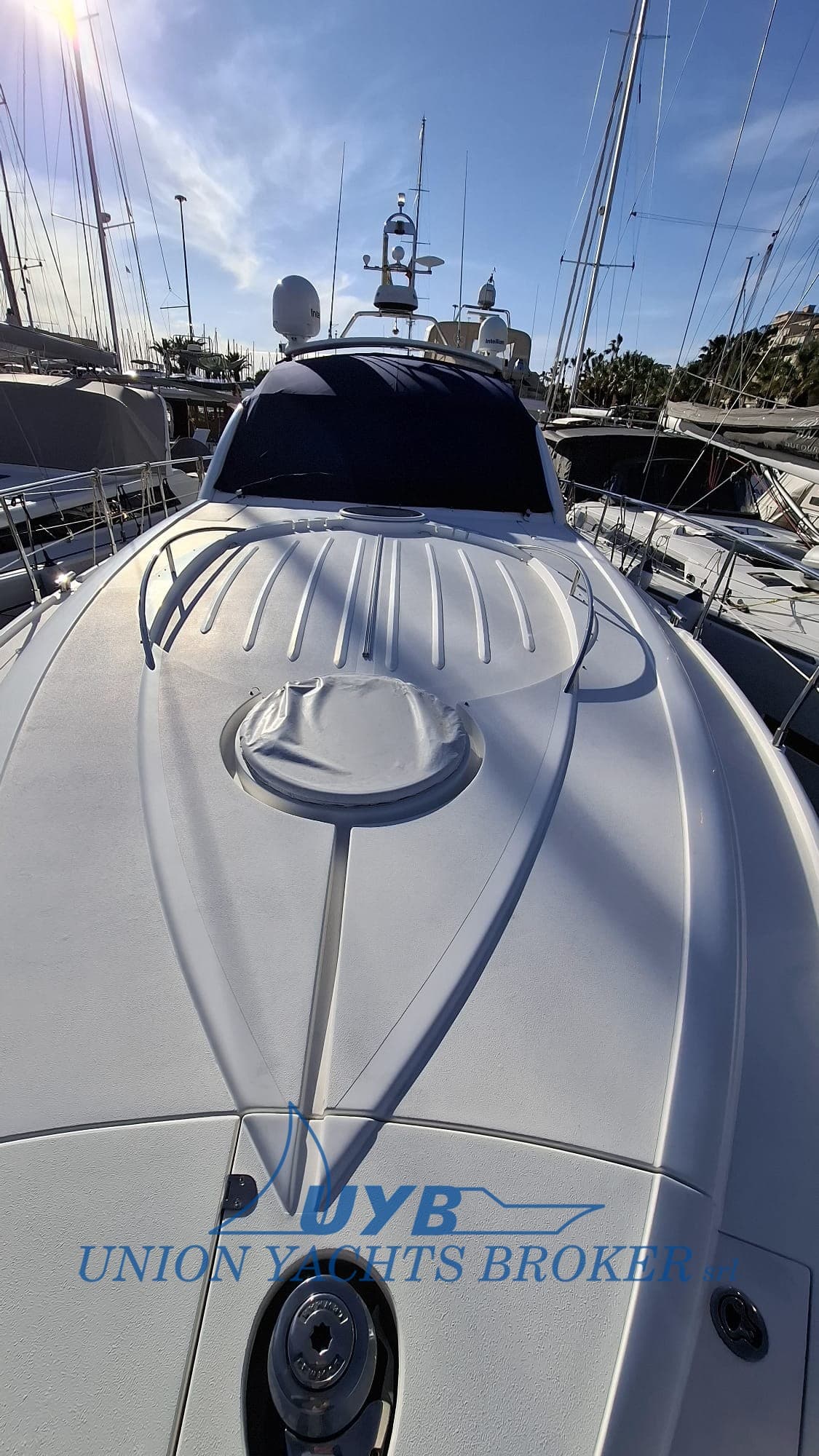 Fairline Targa 52 Mk3 - Deck View Fairline Targa 52 Mk3 - Deck View