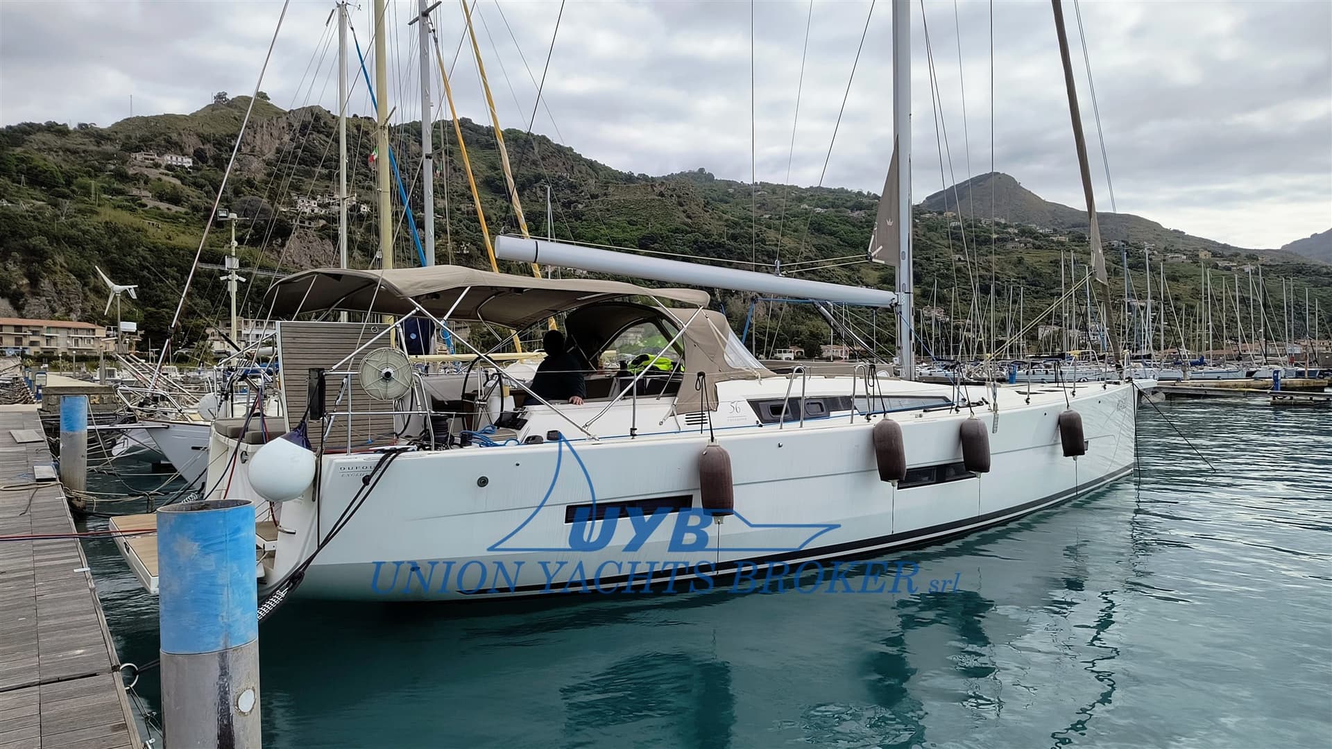 Dufour Yachts 56 Exclusive d'occasion - détail 1