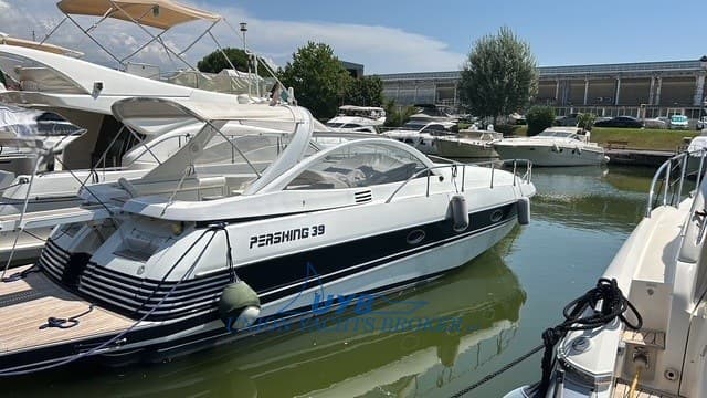 Pershing 39 usato - foto hero 2