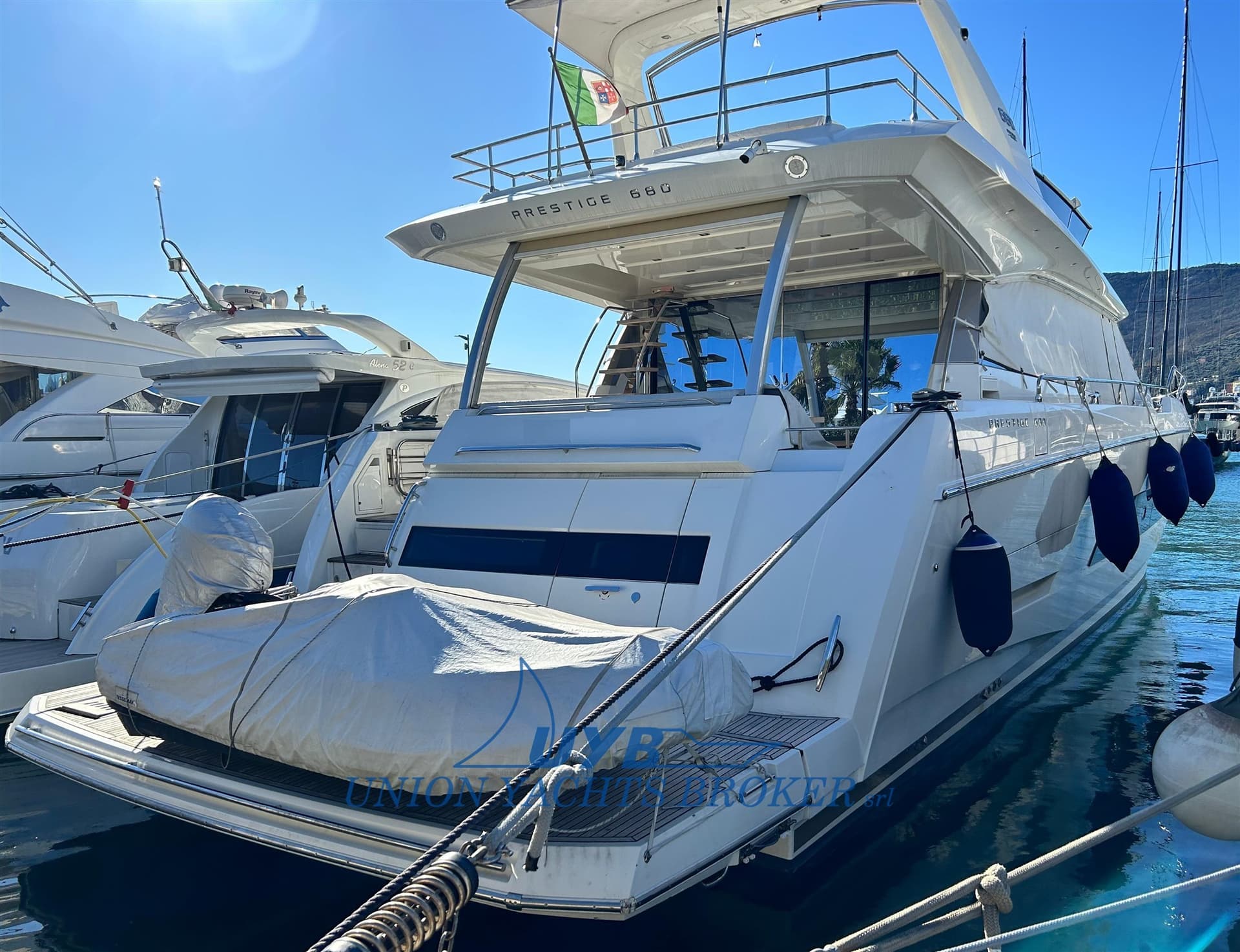 Prestige 680 Fly - Main View Prestige 680 Fly - Main View