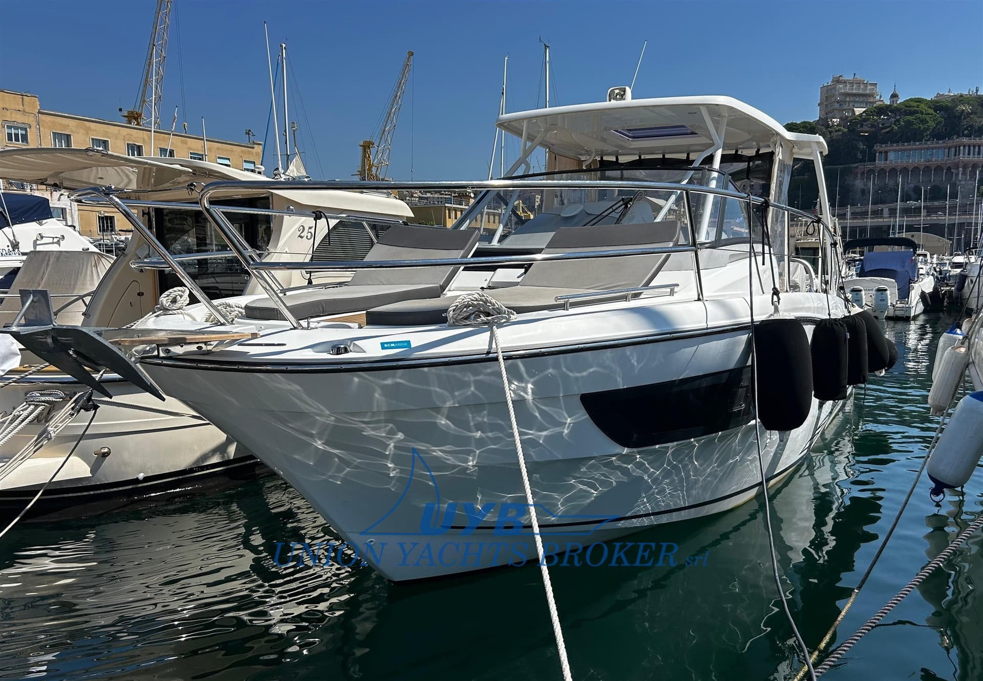 Jeanneau Cap Camarat 10.5 Wa - Main View Jeanneau Cap Camarat 10.5 Wa - Main View