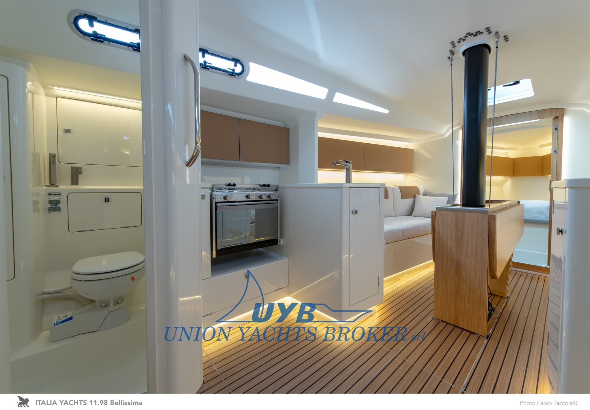 Italia Yachts Italia 11.98 usato - foto hero 10