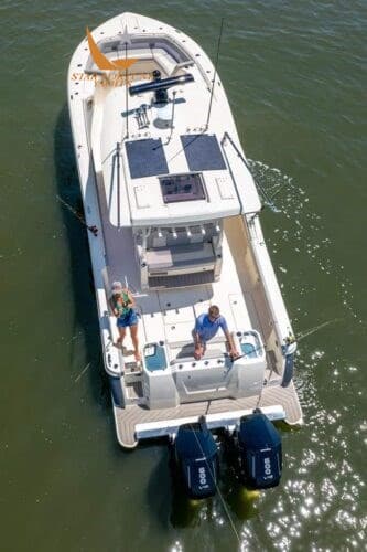 Scout Boats 400 Lxf Li-Ion - Deck View Scout Boats 400 Lxf Li-Ion - Deck View
