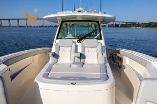 Scout Boats 400 LXF Li-Ion d'occasion - image hero 8