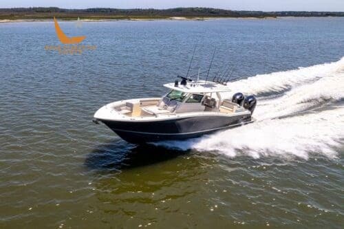 Scout Boats 400 Lxf - Interior View Scout Boats 400 Lxf - Interior View