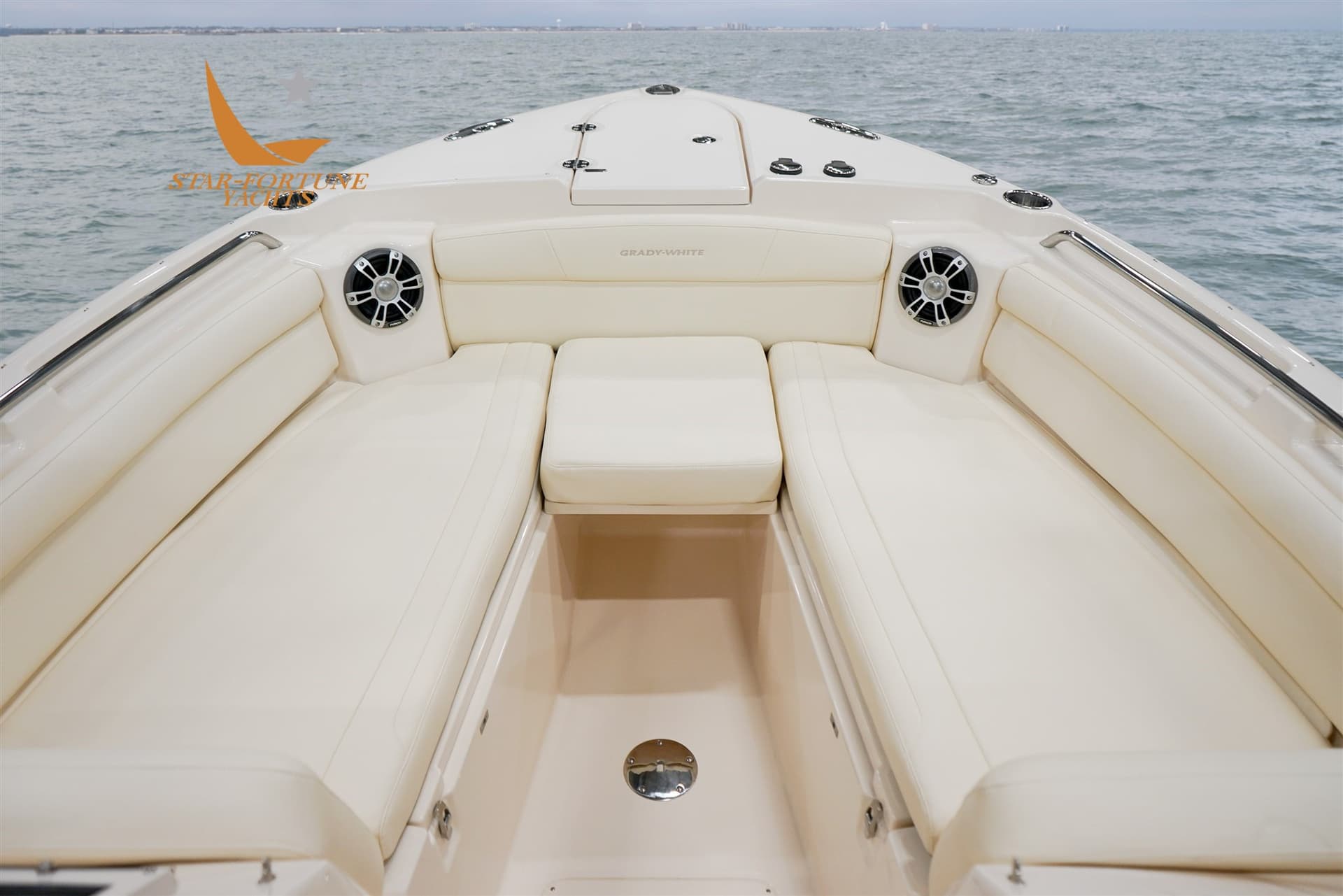 Grady White Boats 285 Freedom - Interior View Grady White Boats 285 Freedom - Interior View