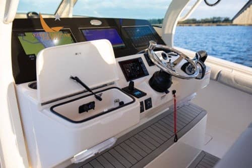 Scout Boats 425 LXF used - hero image 10