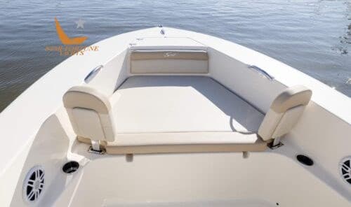 Scout Boats 195 Sportfish - Deck View Scout Boats 195 Sportfish - Deck View