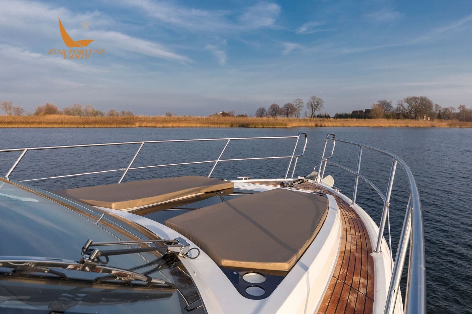 Galeon 360 Fly - Interior View Galeon 360 Fly - Interior View