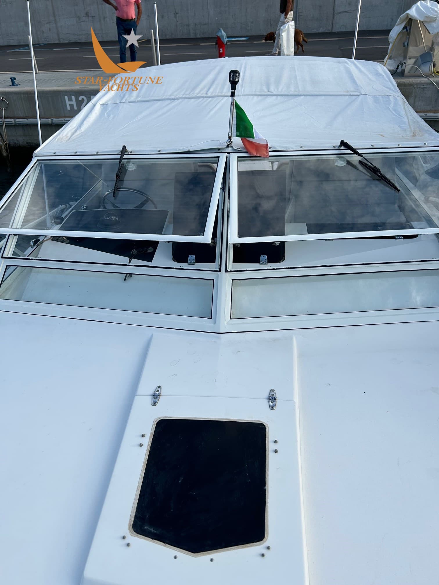 Bertram Yacht 28' Moppie used - detail 3