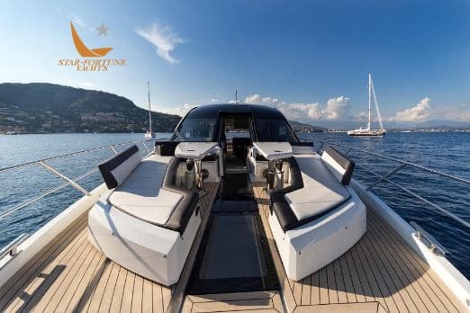 Galeon 650 Skydeck - Deck View Galeon 650 Skydeck - Deck View