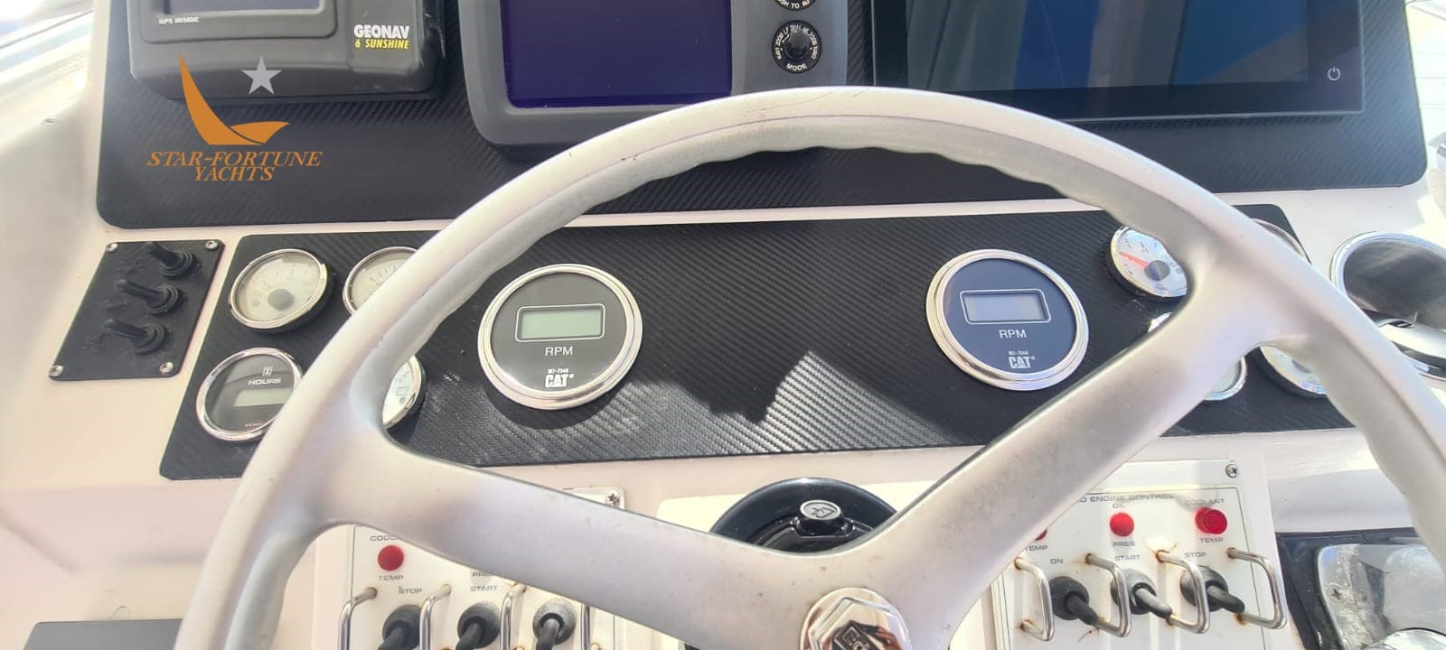 Cabo 31 Express - Interior View Cabo 31 Express - Interior View