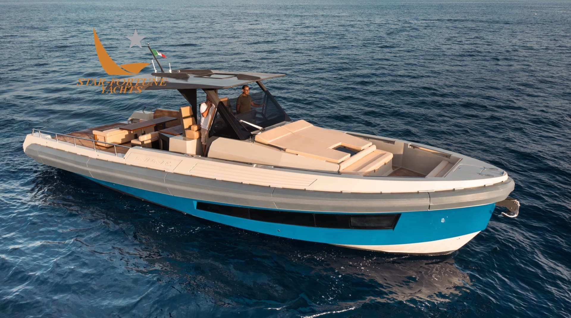 Awave Rib 48 - Deck View Awave Rib 48 - Deck View