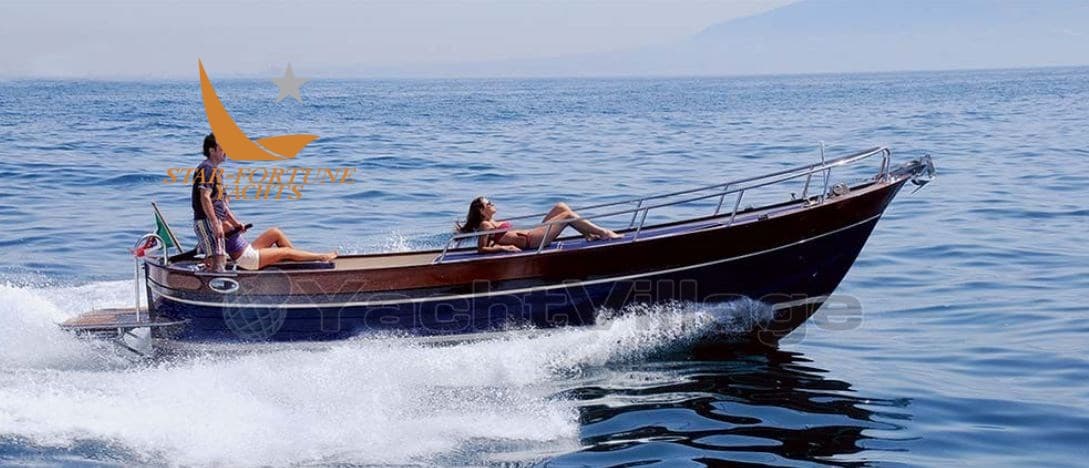 Nautica Esposito Positano 27 - Deck View Nautica Esposito Positano 27 - Deck View