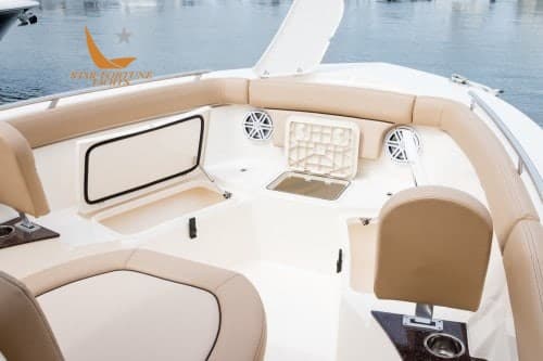 Scout Boats 240 Xsf - Deck View Scout Boats 240 Xsf - Deck View