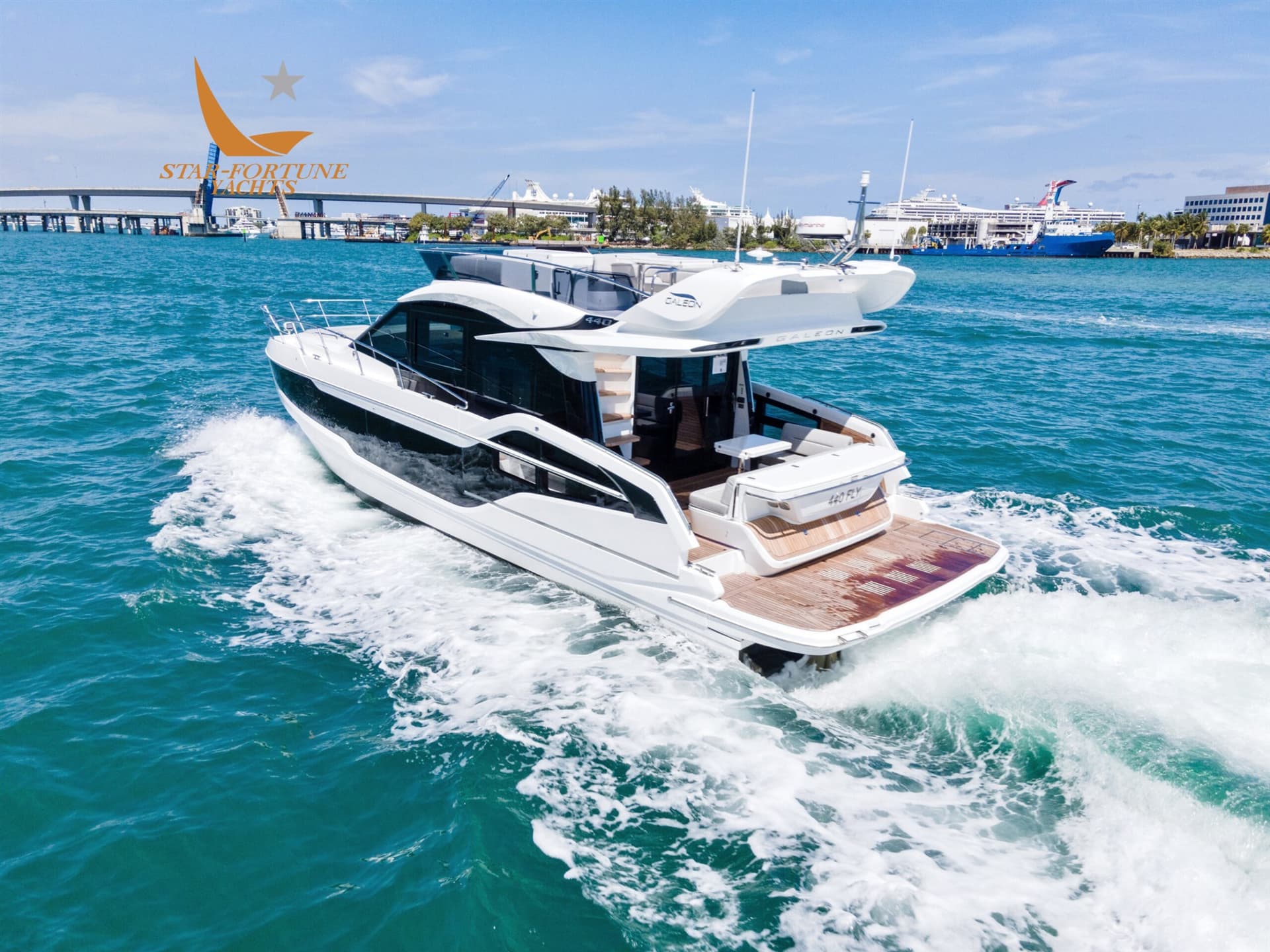 Galeon 440 Fly - Main View Galeon 440 Fly - Main View