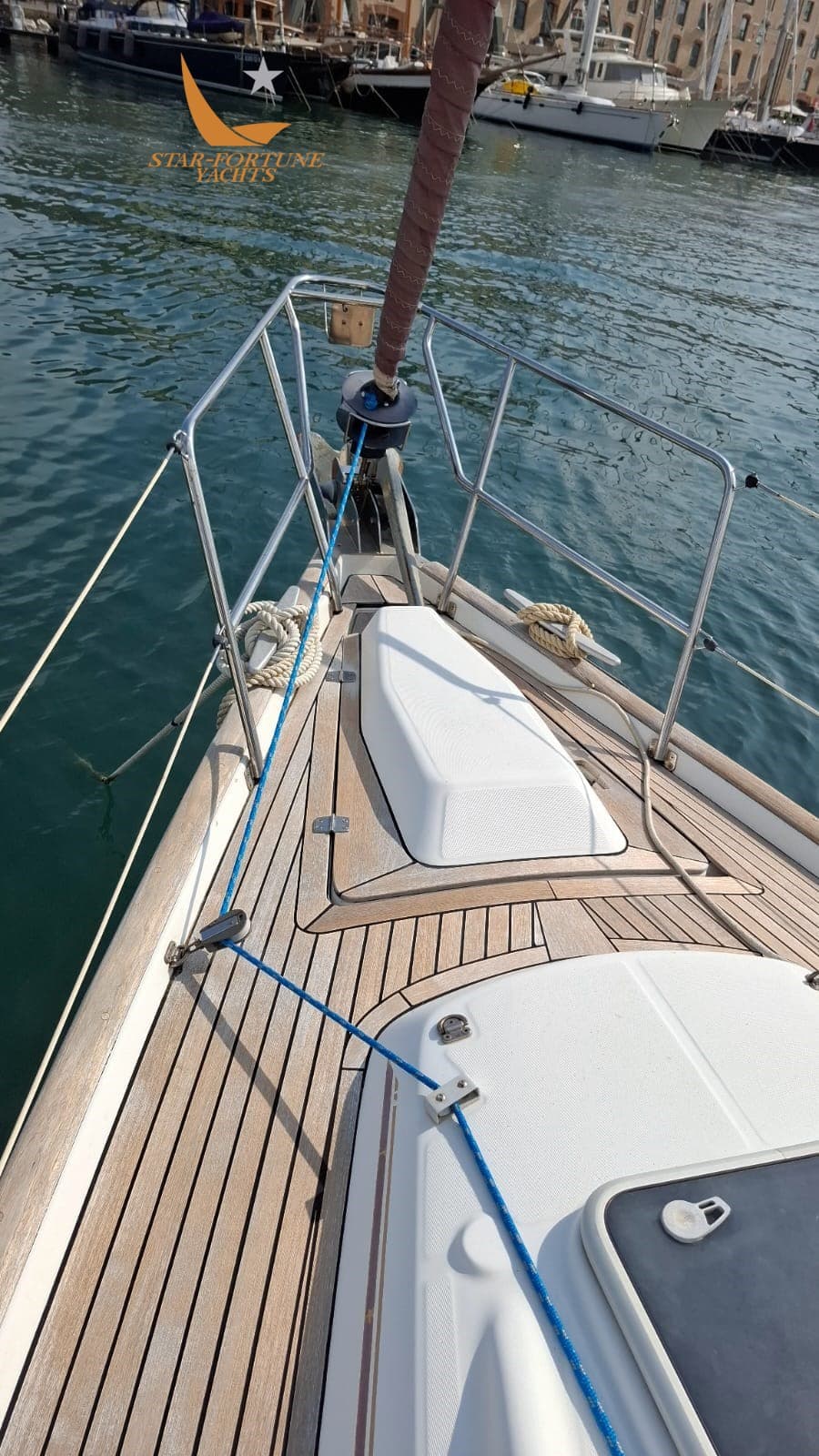Beneteau Oceanis 411 used - detail 4