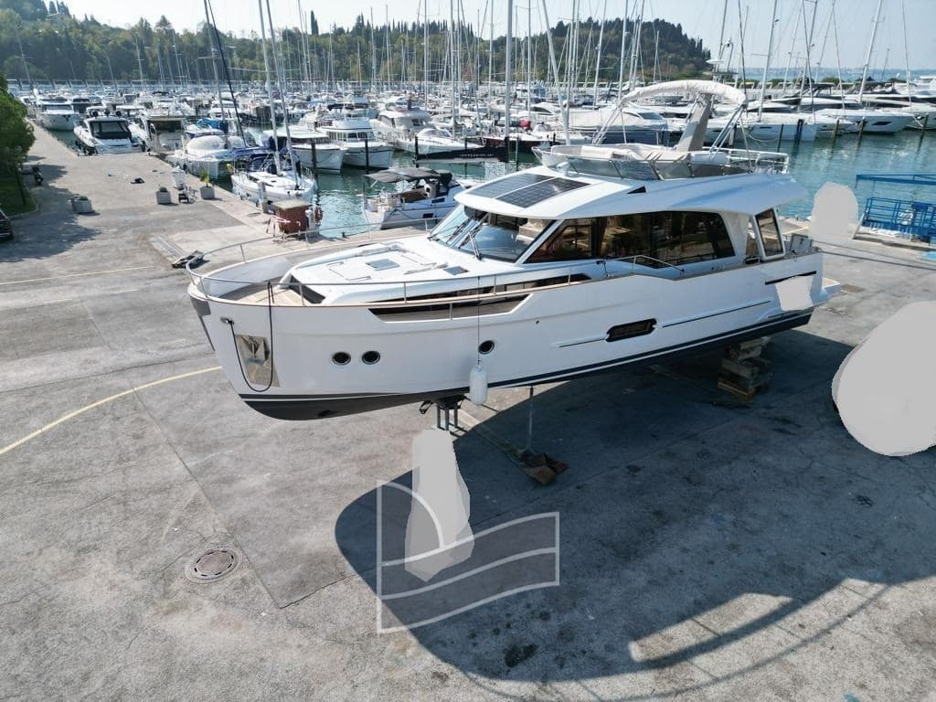 Greenline Yachts 48 Fly usato - dettaglio 4