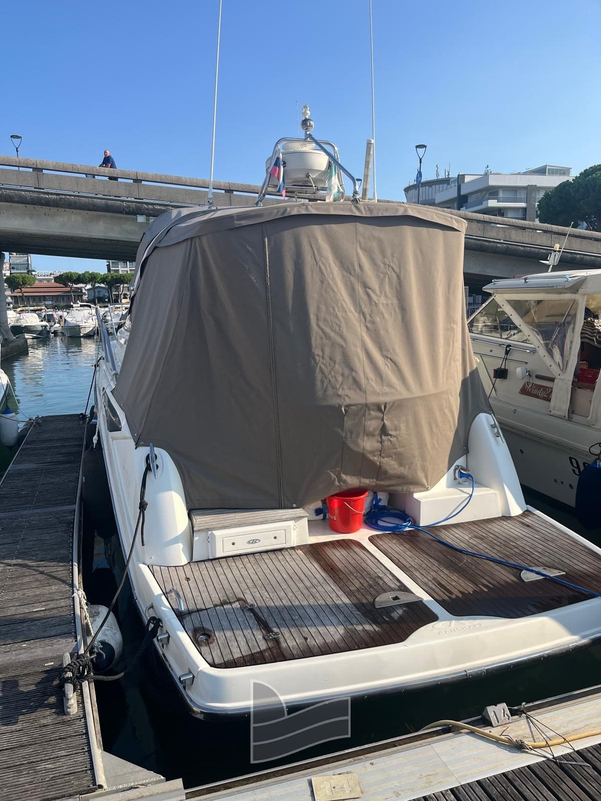 Rancraft Rc 34 - Deck View Rancraft Rc 34 - Deck View