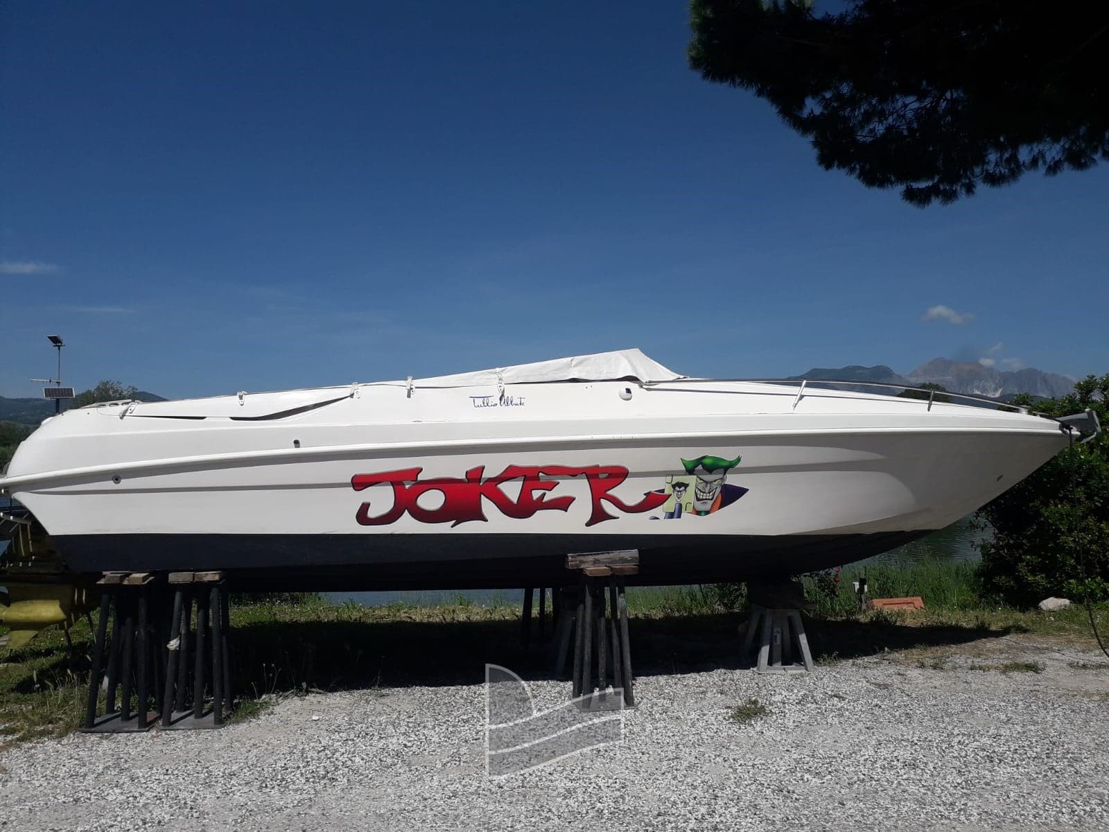 Abbate Tullio Elite 28' - Deck View Abbate Tullio Elite 28' - Deck View