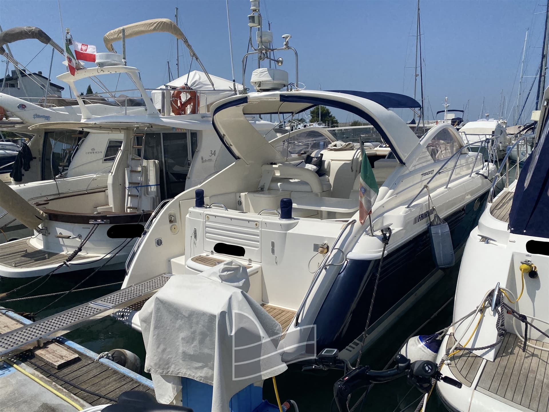 Fairline Targa 37 - Detail View 1 Fairline Targa 37 - Detail View 1