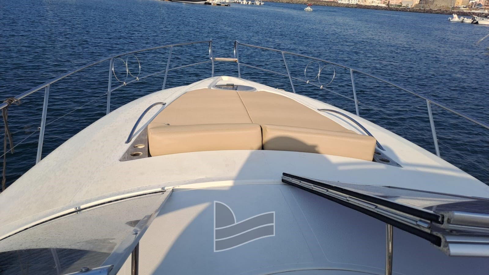 Sessa Marine Oyster 42 - Detail View 1 Sessa Marine Oyster 42 - Detail View 1