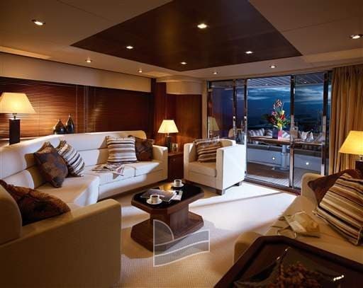 Sunseeker Manhattan 70 usato - foto hero 5