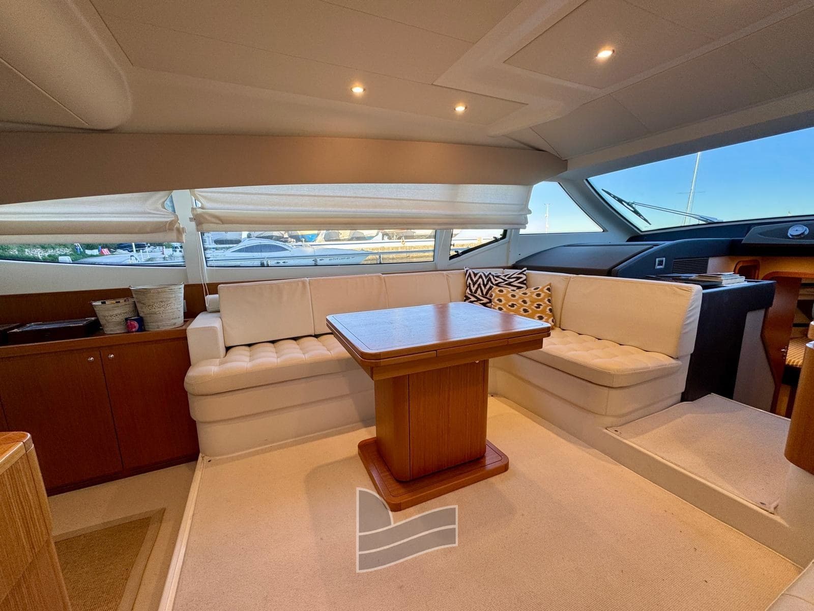 Ferretti Yachts FERRETTI 530 usato - foto hero 10