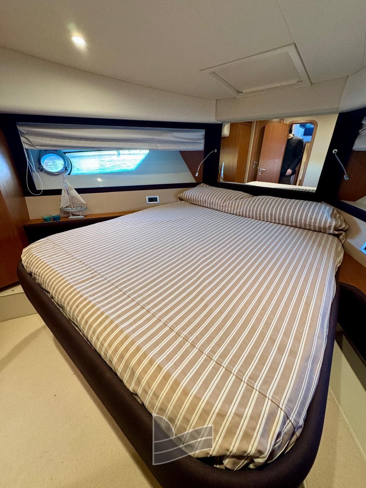 Ferretti Yachts FERRETTI 530 usato - foto hero 19