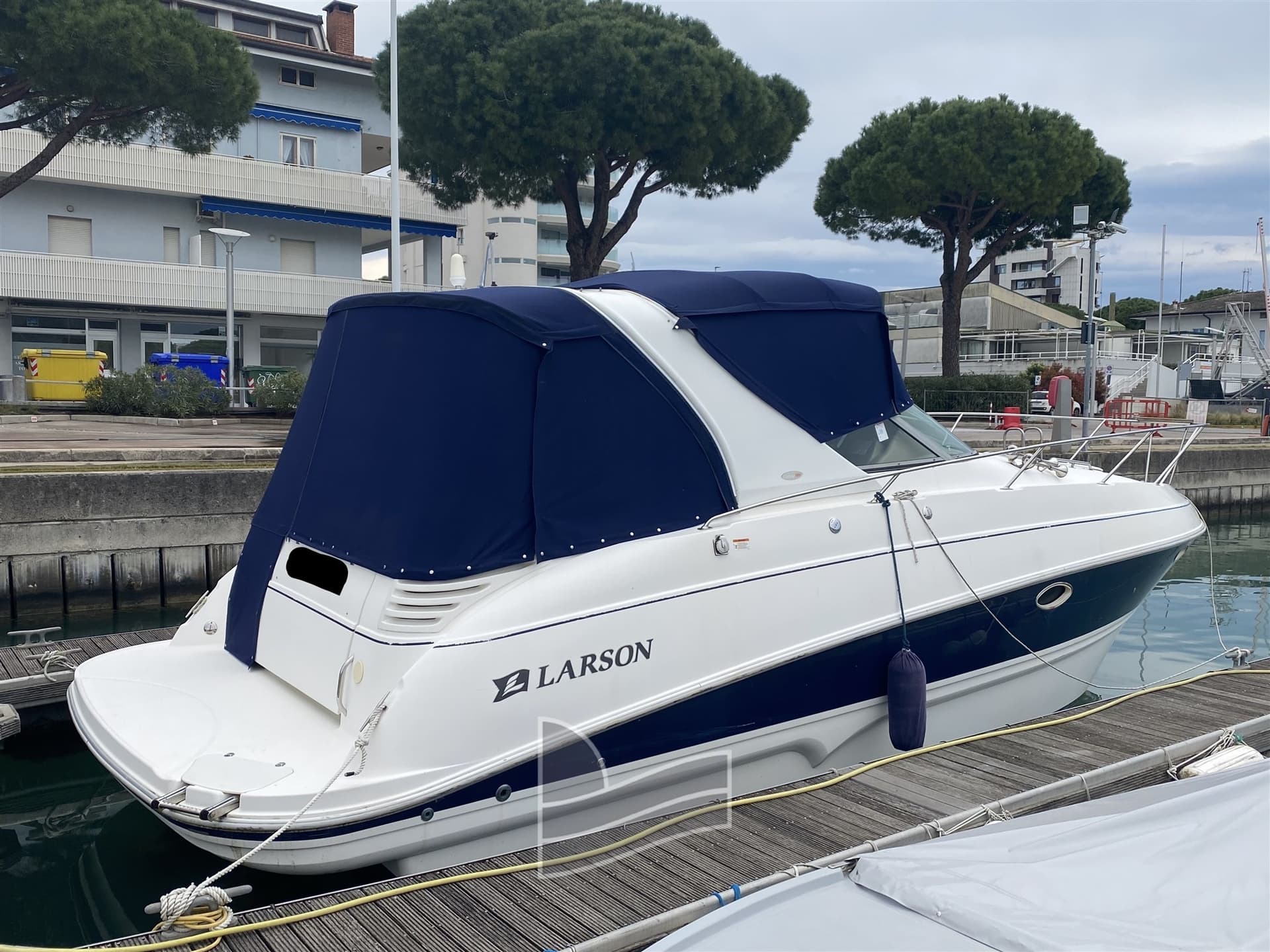 Larson Boats Larson 310 Cabrio usato - dettaglio 3
