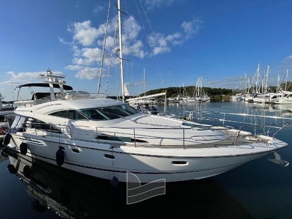 Fairline Squadron 58 - Interior View Fairline Squadron 58 - Interior View
