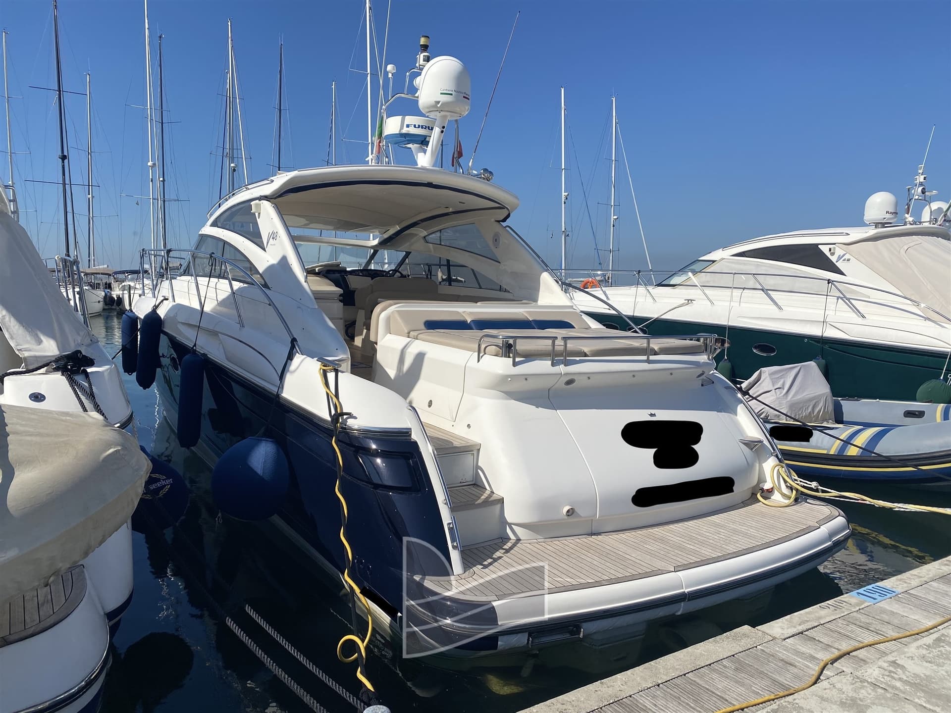 Princess Yachts V 48 used - detail 2