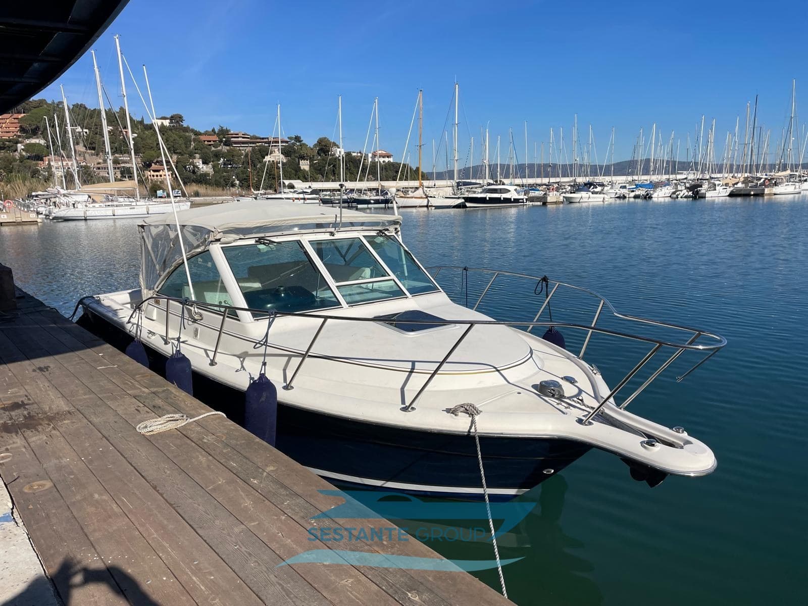 Tiara Yachts 2900 Coronet usato - dettaglio 1